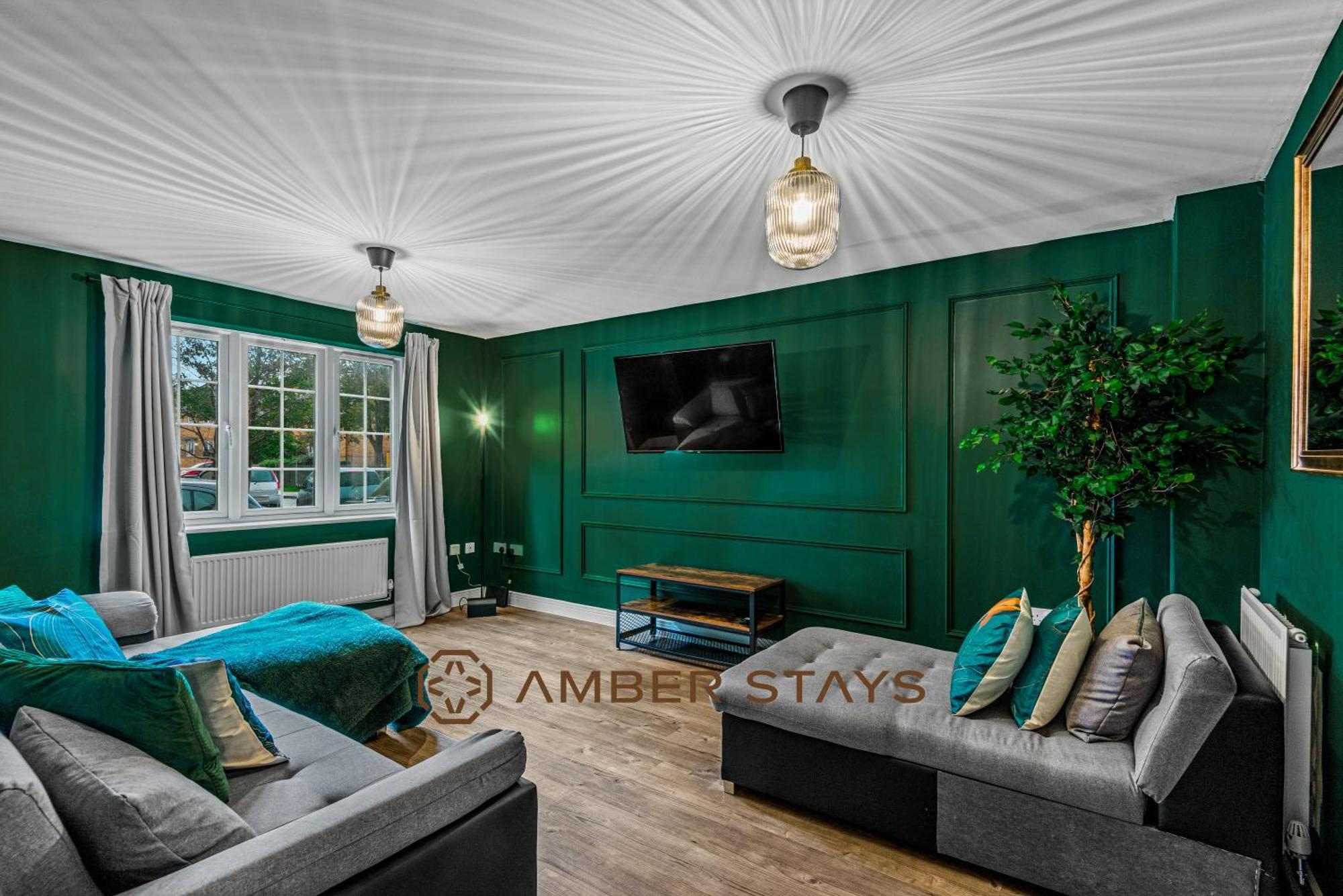 Spacious 5 Bed House In Reading By Amber Stays, Perfect For Business & Contractors, Sleeps 12! Eksteriør bilde